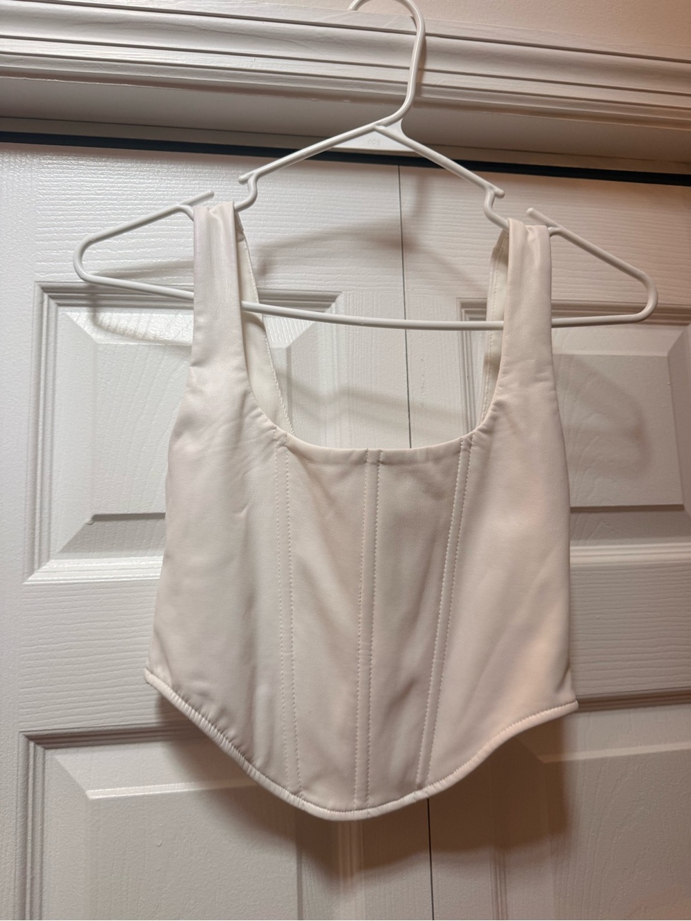 Pants Store White Corset-Style Cropped Tank Top